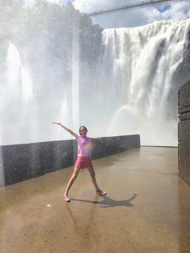 May in the Spray at Parc de la
Chute-Montmorency